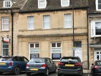 10 Broad Street