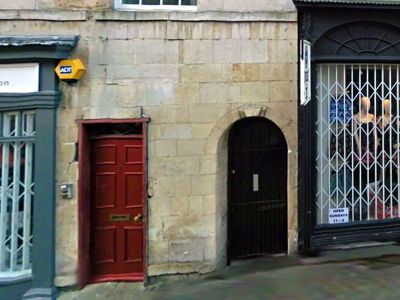 8 Ironmonger Street